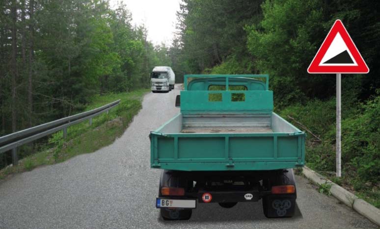 У ситуацији приказаној на слици, на делу пута који је саобраћајним знаком означен као опасан успон, односно као опасна низбрдица, на коме је мимоилажење возила немогуће због сужења пута са обе стране: