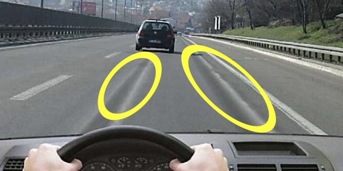 У ситуацији приказаној на слици дужни сте да се крећете брзином: (Заокружити два тачна одговора)