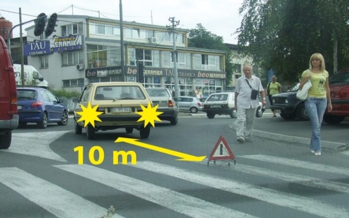 У ситуацији приказаној на слици сигурносни троугао: